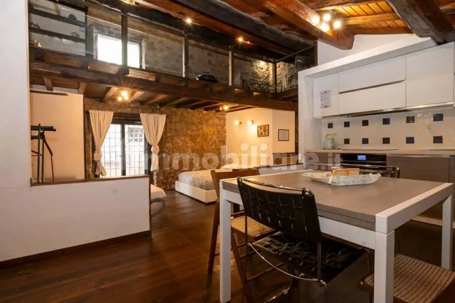 Casa indipendente in vendita a Sutri