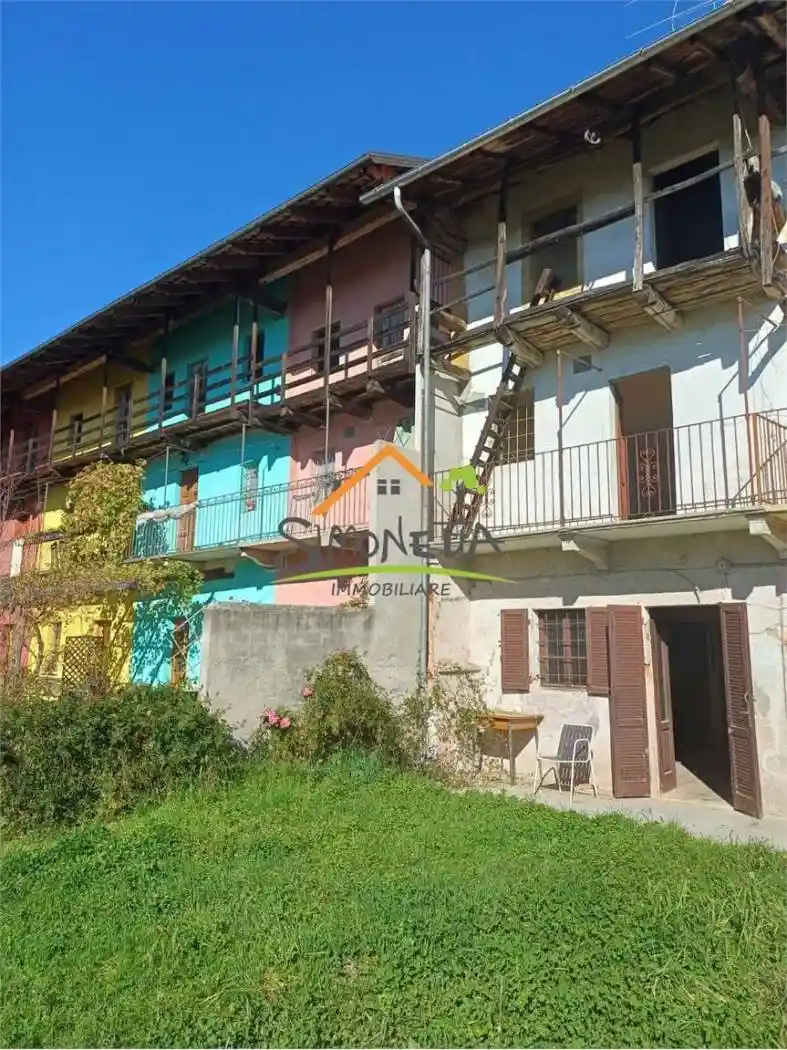 Casa indipendente in vendita a Oleggio