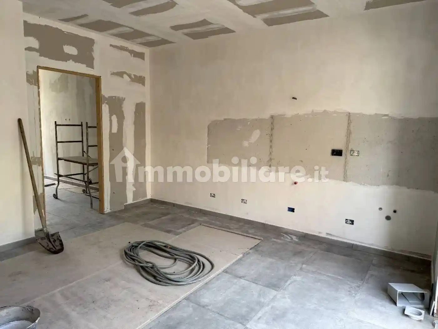 Quadrilocale via Calabria 27, Villalba, Guidonia Montecelio - foto 5