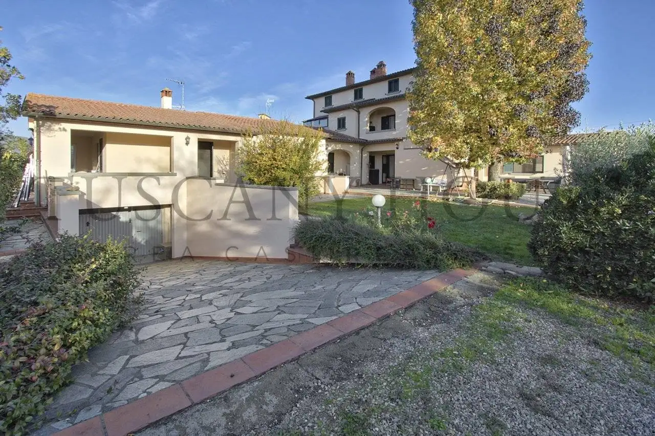 Villa in vendita a Arezzo