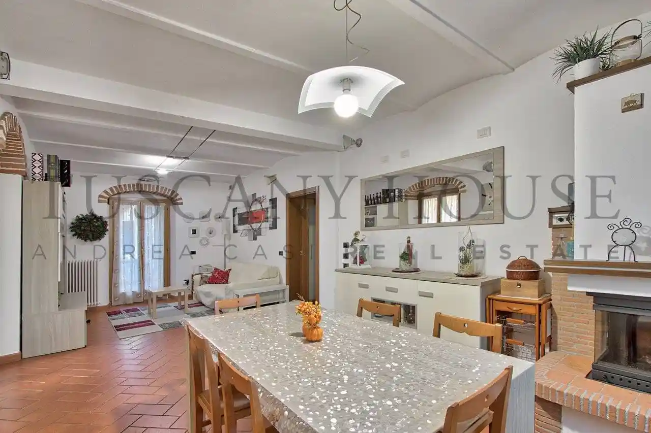Villa unifamiliare, ottimo stato, 460 m², Frassineto, Arezzo - foto 4