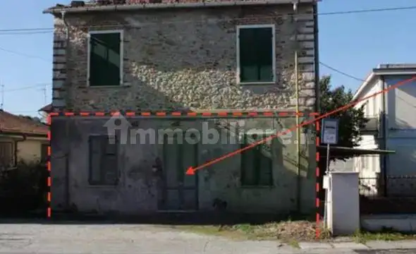 Appartamento in asta a Seravezza