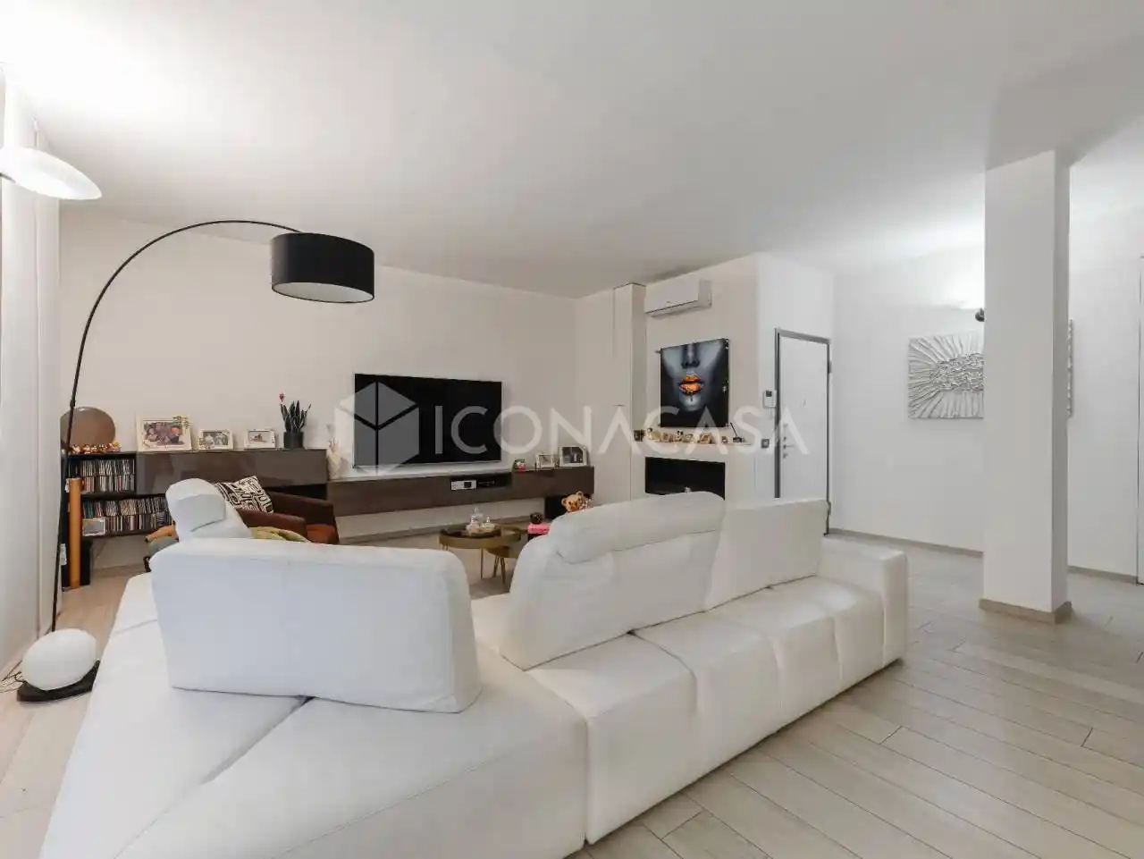 Quadrilocale via Gianfranco Zuretti 47, Cascina dei Pomi, Milano - foto 4