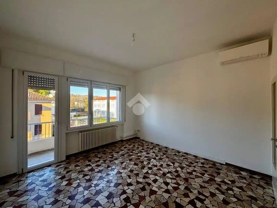 Appartamento via T. Vecellio 10, Centro, Conegliano - foto 2