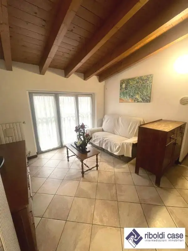 Trilocale ottimo stato, secondo piano, Ospedale, Seregno - foto 3