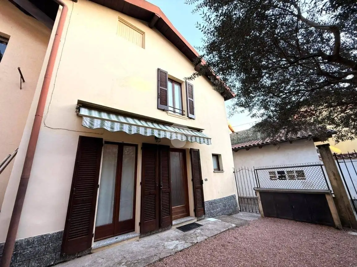 Appartamento in vendita a Casciago