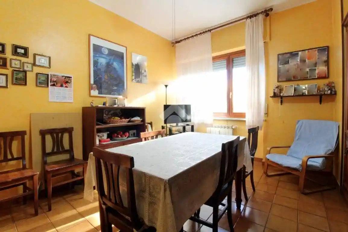 Trilocale via Pullino 21, Centro Storico, Rivoli - foto 2