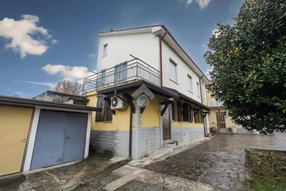 Terratetto plurifamiliare via Morigiola 1, Verano Brianza - foto 2