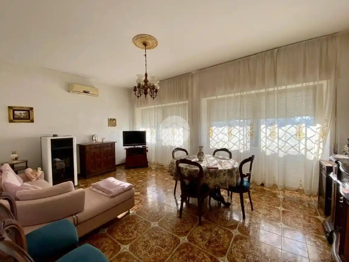 Trilocale piazza Umbria 11, Anzio Colonia, Anzio - foto 2