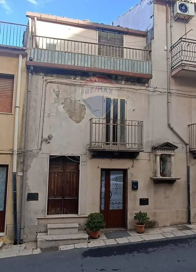 Terratetto unifamiliare via ciano 70, Centro, Chiaramonte Gulfi - foto 4