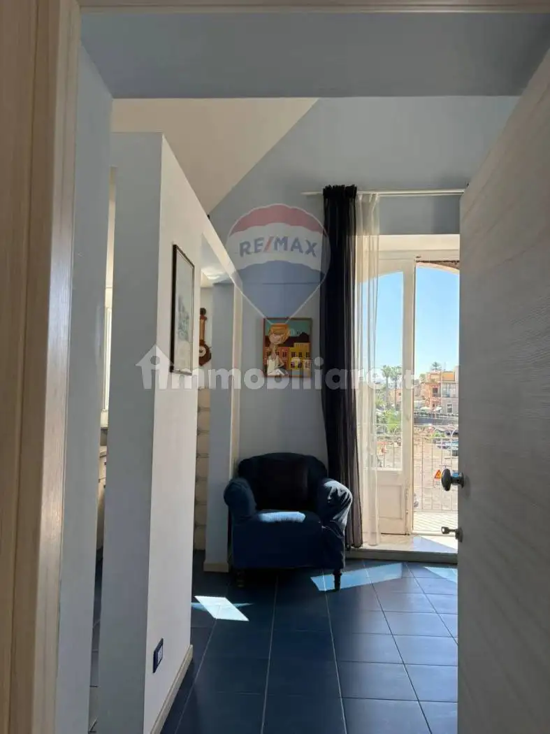 Bilocale via Marina 4, Centro, Aci Castello - foto 5