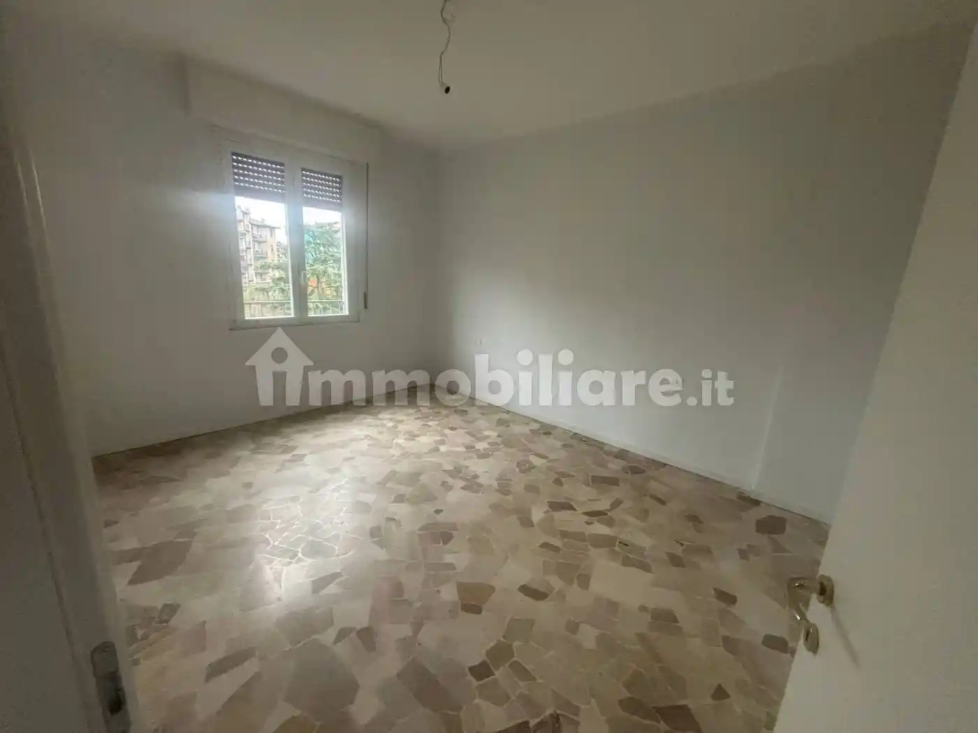 Trilocale largo Cavalieri di Malta 4, Lorenteggio, Milano - foto 3