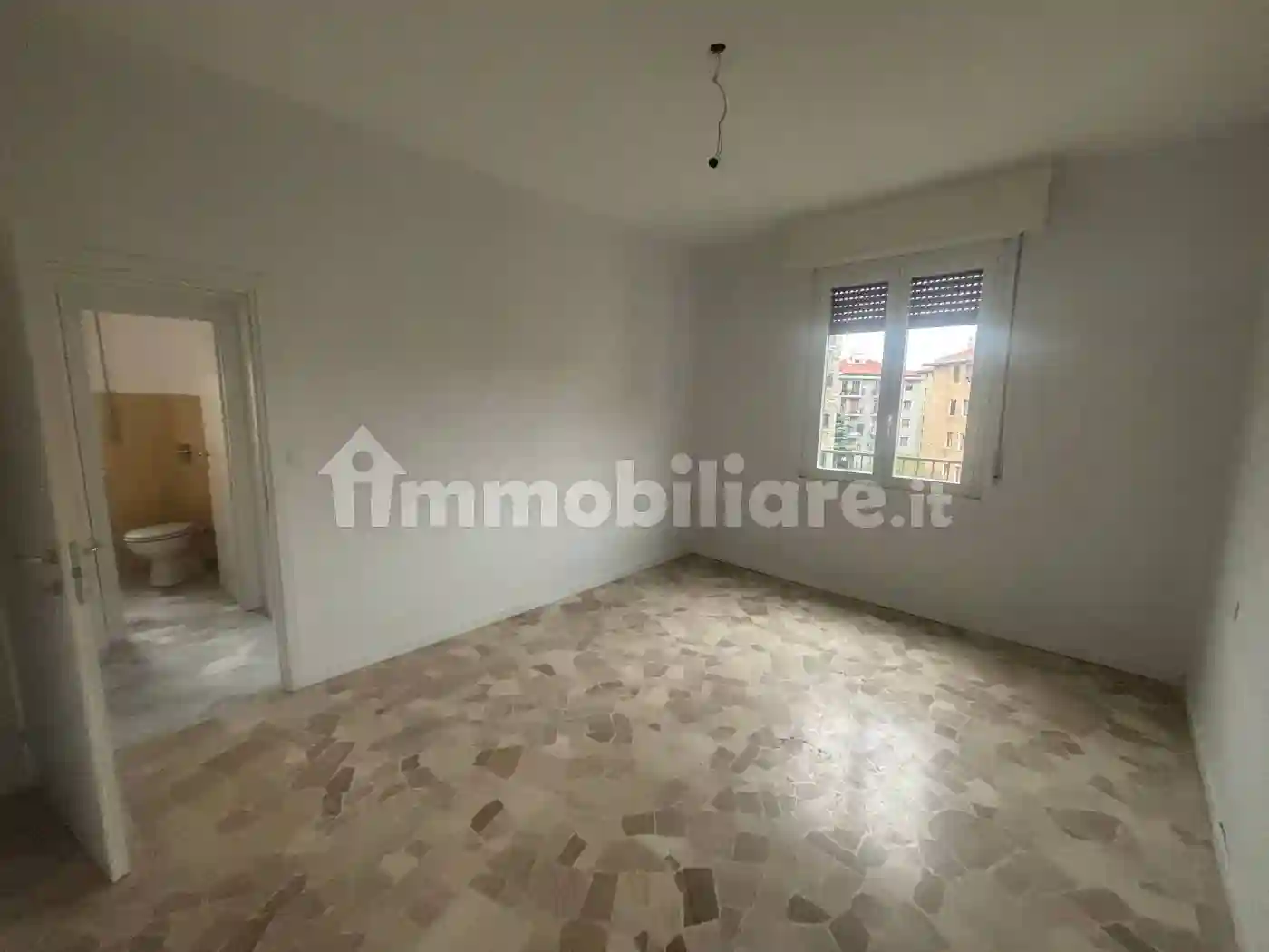 Trilocale largo Cavalieri di Malta 4, Lorenteggio, Milano - foto 4