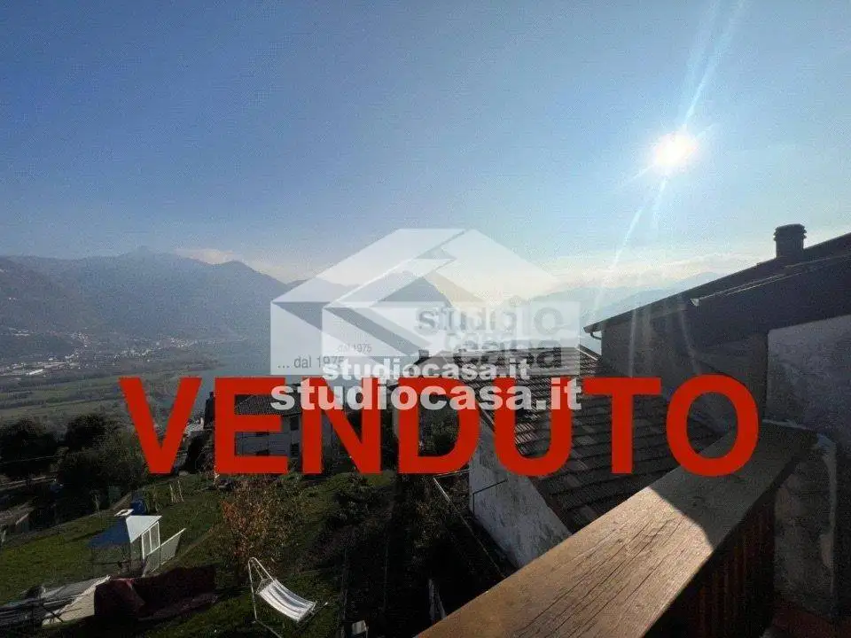 Rustico - Casale in vendita a Costa Volpino