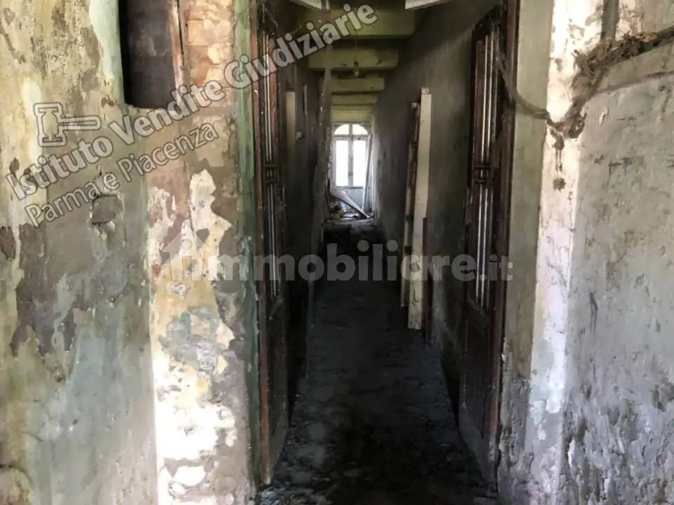 Casa indipendente all'asta via Levacher, 23, Colorno - foto 2