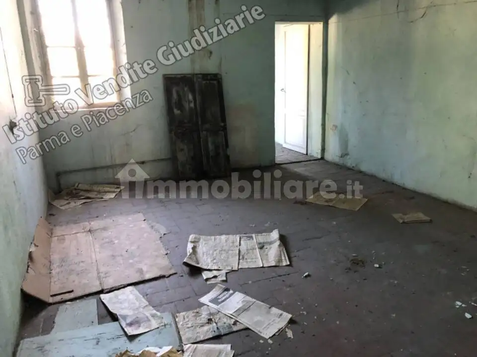 Casa indipendente all'asta via Levacher, 23, Colorno - foto 5