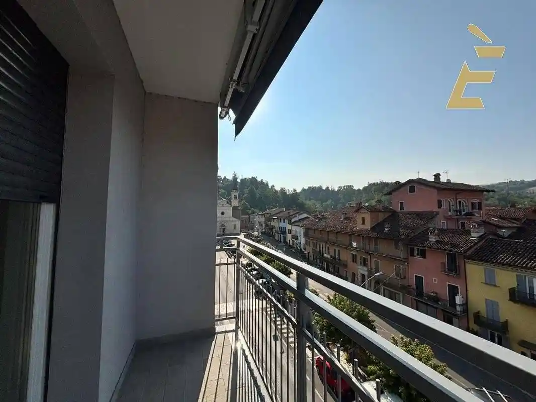 Quadrilocale piazza Vittorio Emanuele 19, Centro, Farigliano - foto 3