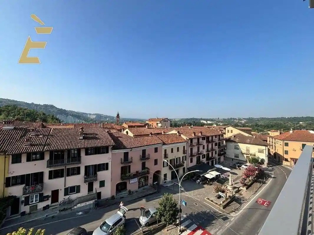 Quadrilocale piazza Vittorio Emanuele 19, Centro, Farigliano - foto 4