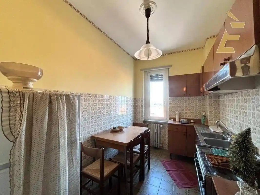 Quadrilocale piazza Vittorio Emanuele 19, Centro, Farigliano - foto 5