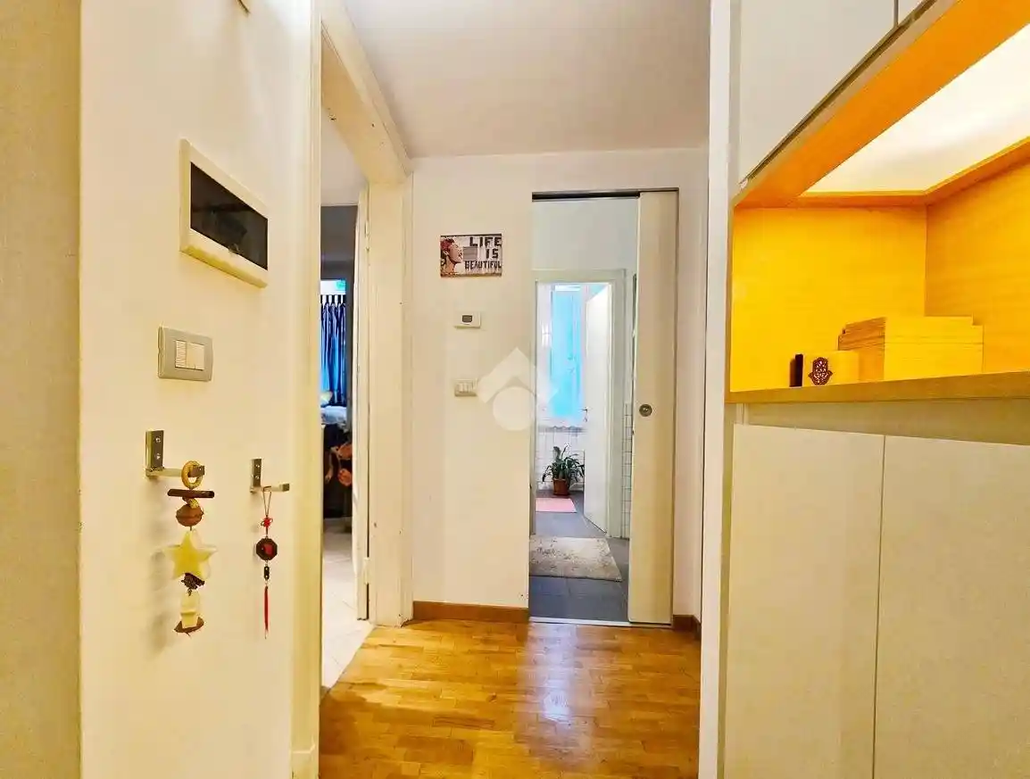 Trilocale via Jacopo Dal Verme 11, Isola, Milano - foto 4