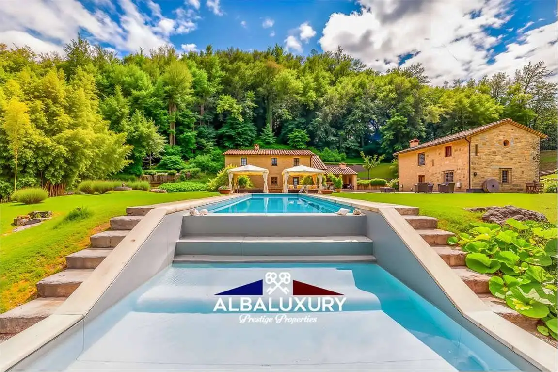 Villa in vendita a Radicondoli