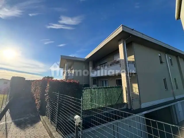 Bilocale ottimo stato, piano terra, Castelnuovo Bozzente - foto 2