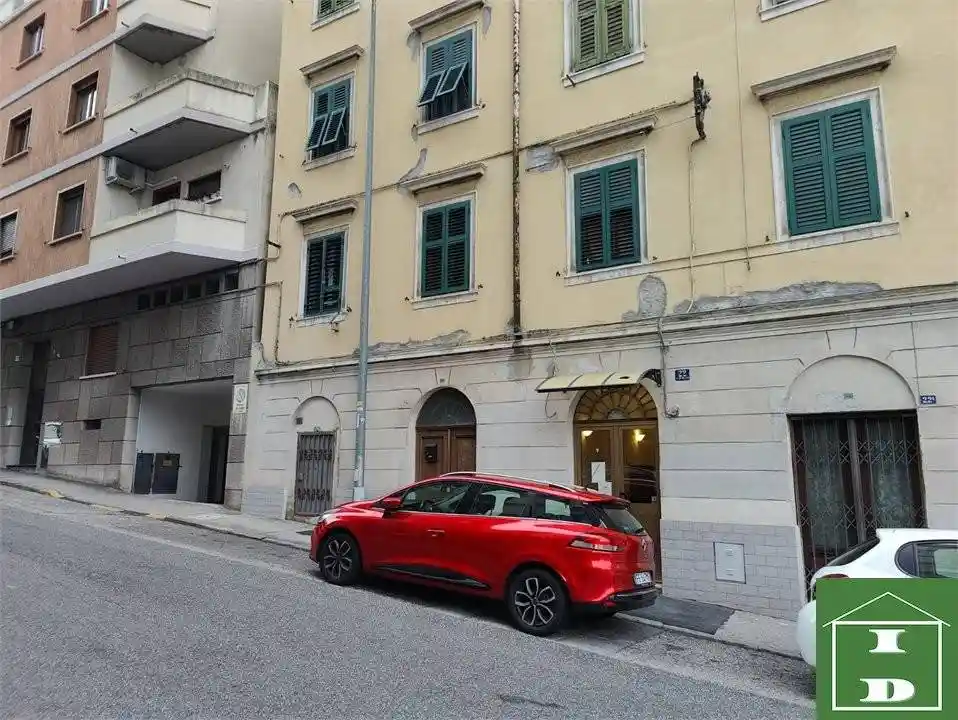 Bilocale via del Broletto 22, San Giacomo, Trieste - foto 3