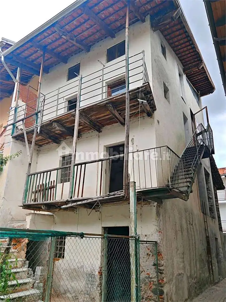 Rustico - Casale in vendita a Montalto Dora