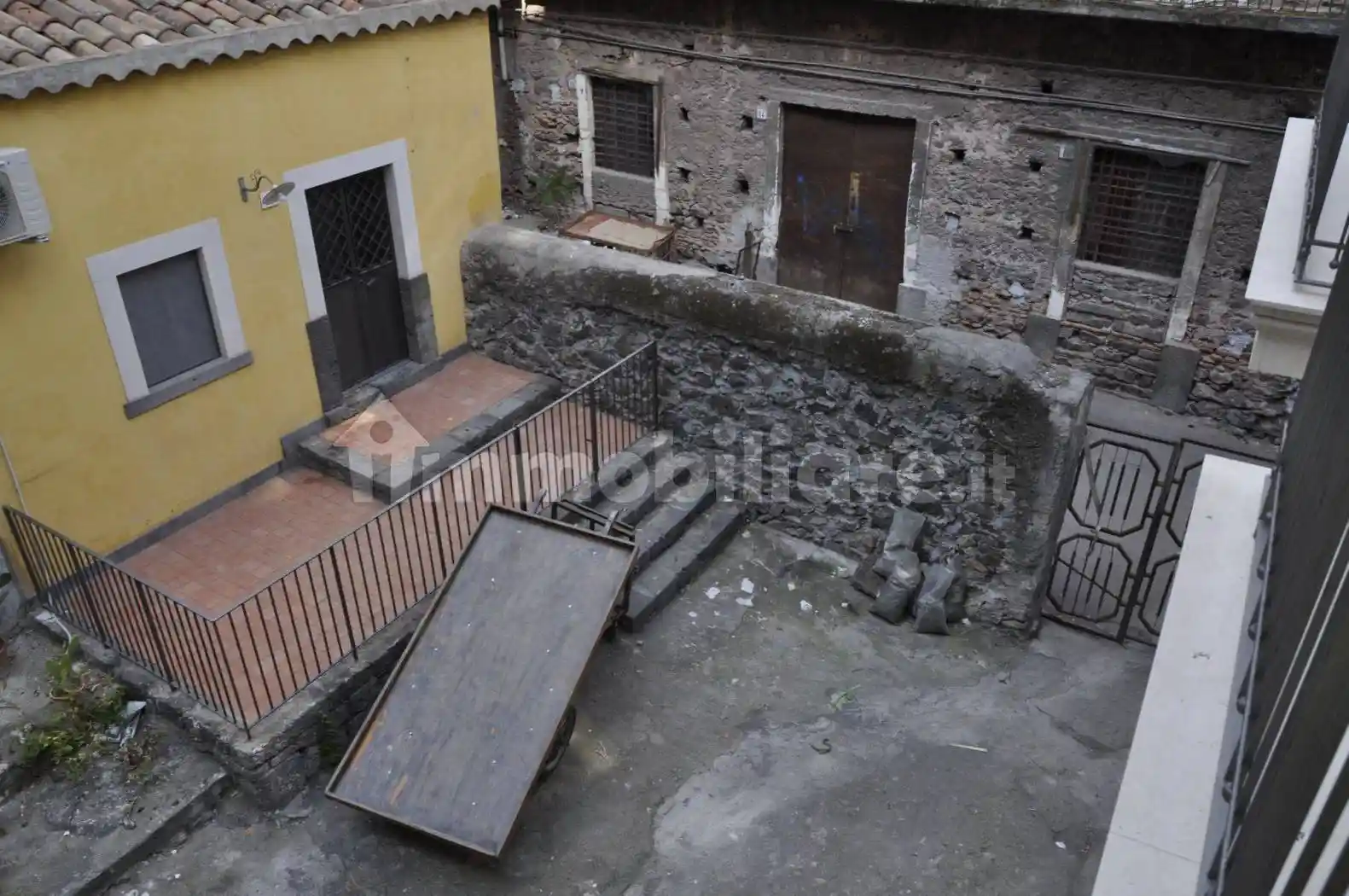 Casa indipendente in vendita a Catania