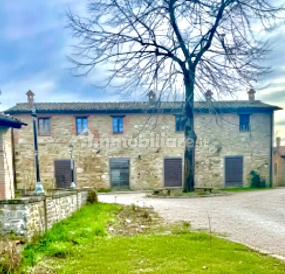 Trilocale ottimo stato, primo piano, Badia Petroia, Città di Castello - foto 2