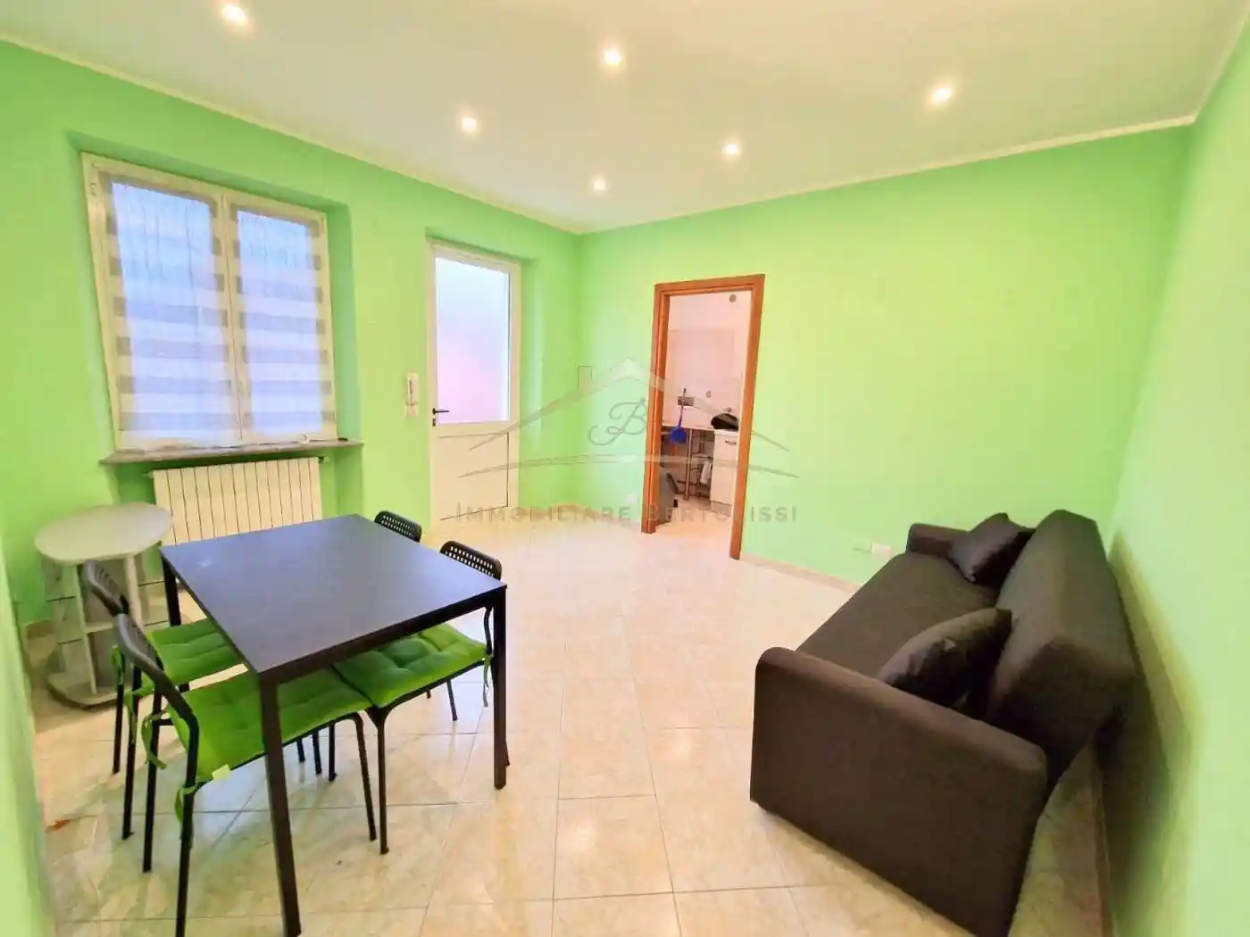 Quadrilocale via San Grato 2, Centro, Borgosesia - foto 4