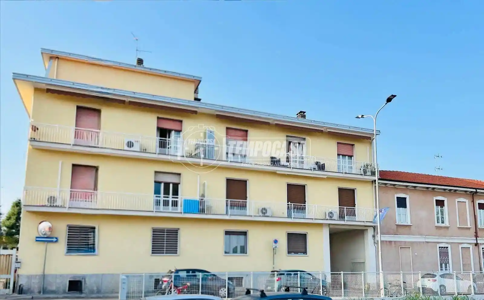 Palazzo - Edificio in vendita a Parabiago