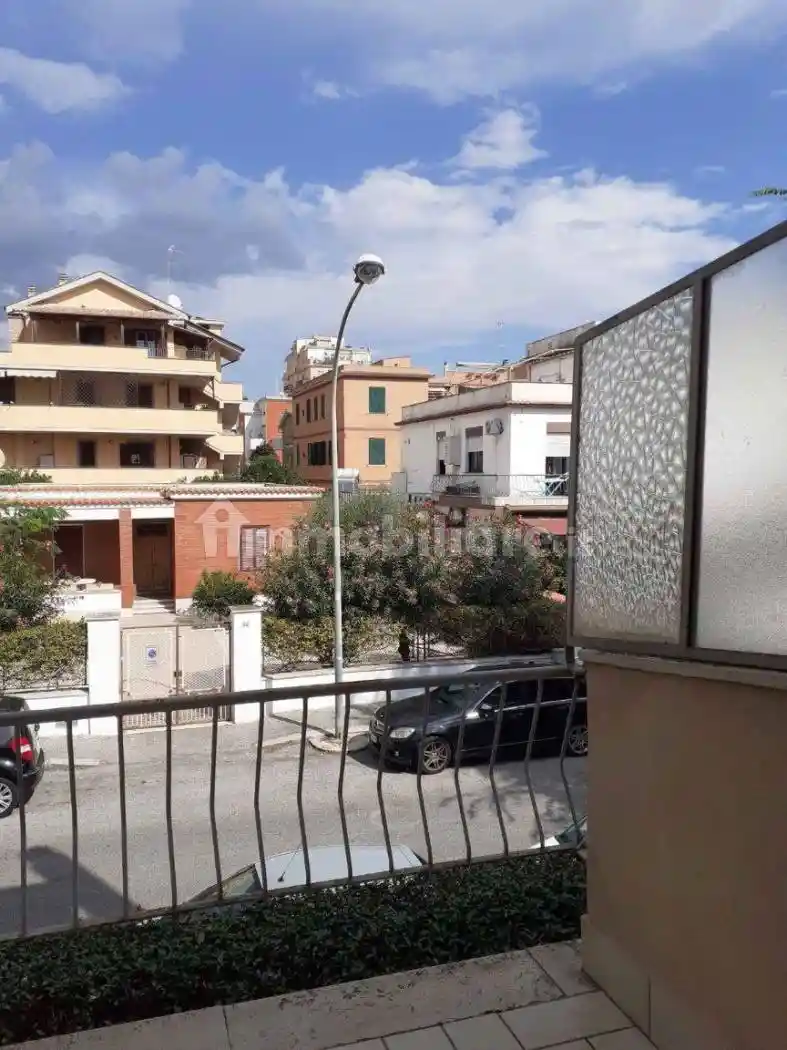 Trilocale via Fiume 43, Centro, Ladispoli - foto 3