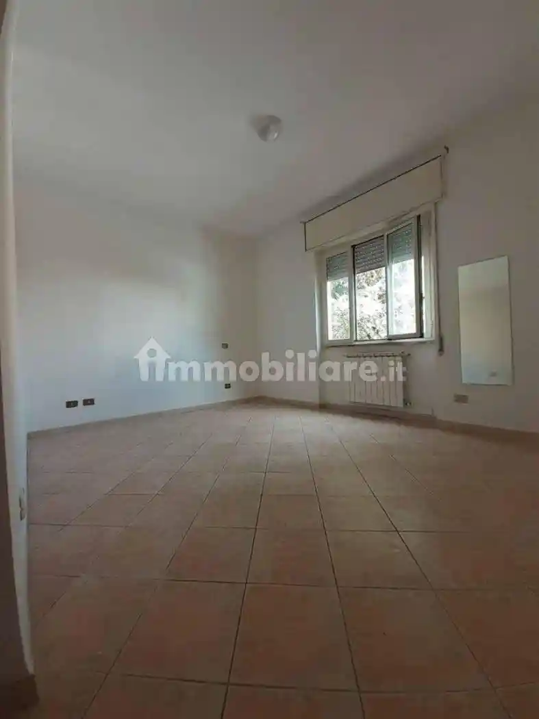 Trilocale via Fiume 43, Centro, Ladispoli - foto 5