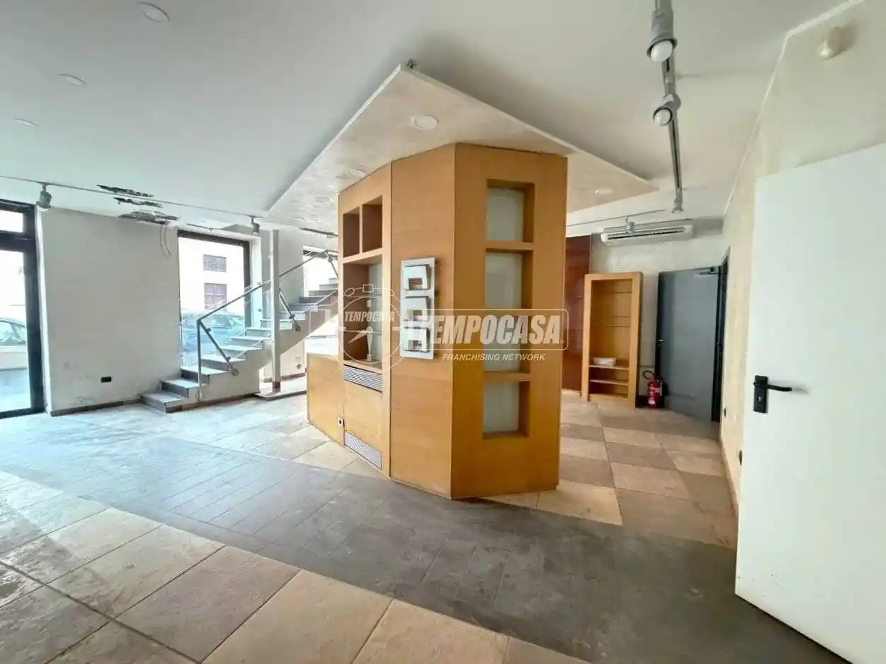 Quadrilocale via gattinara 11, Vanchiglietta, Torino - foto 2