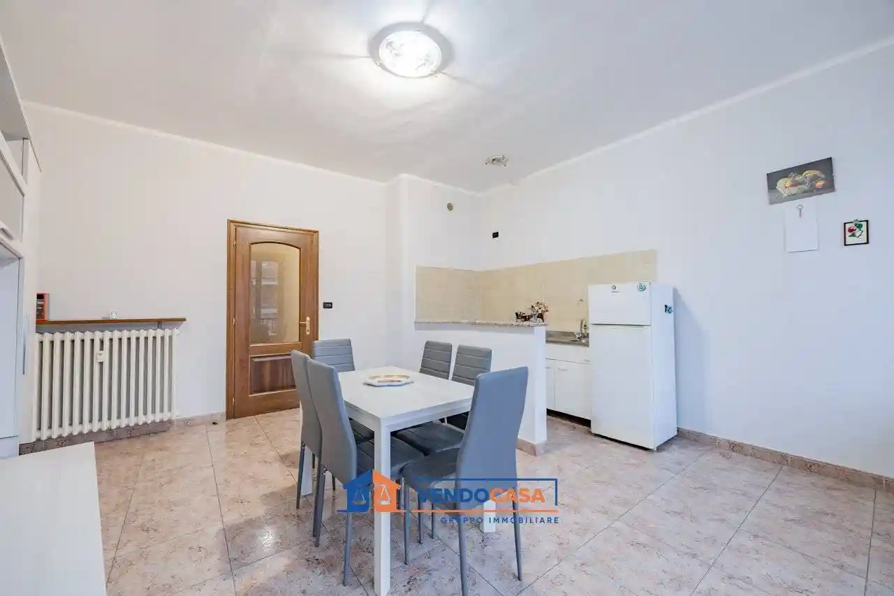 Trilocale via Camillo Benso di Cavour 15, Centro Storico, Moncalieri - foto 5