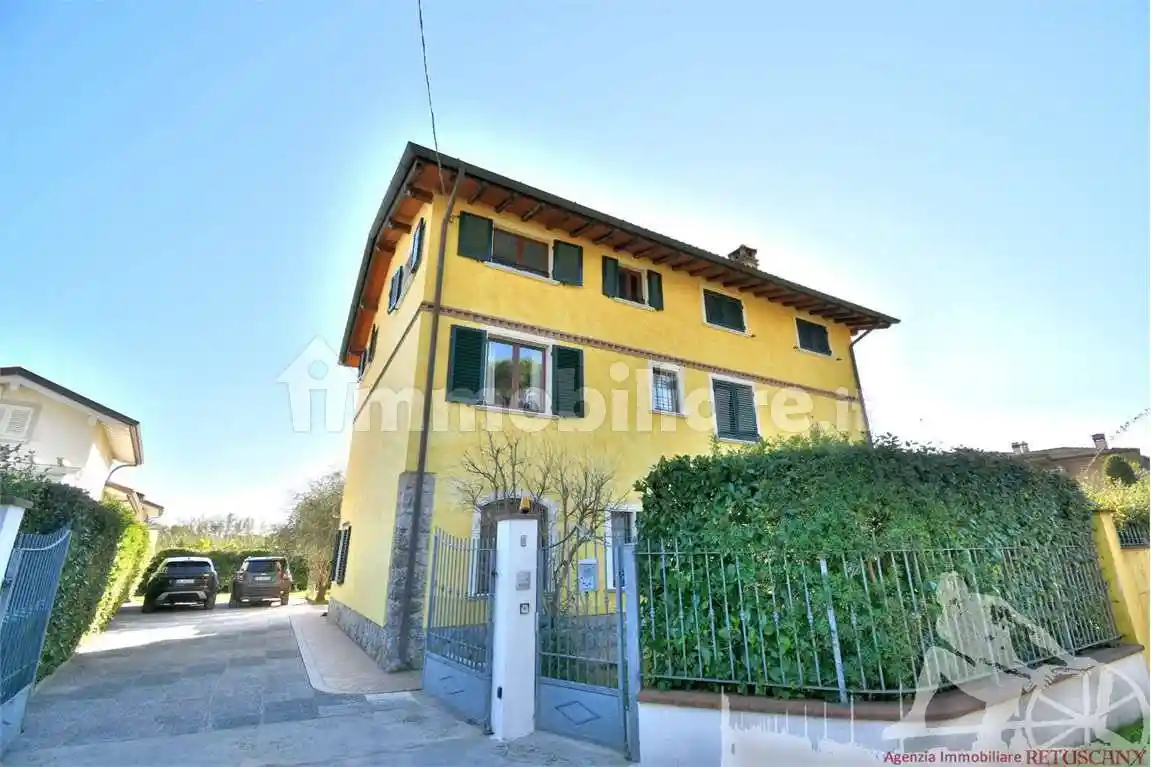 Villa in vendita a Pietrasanta