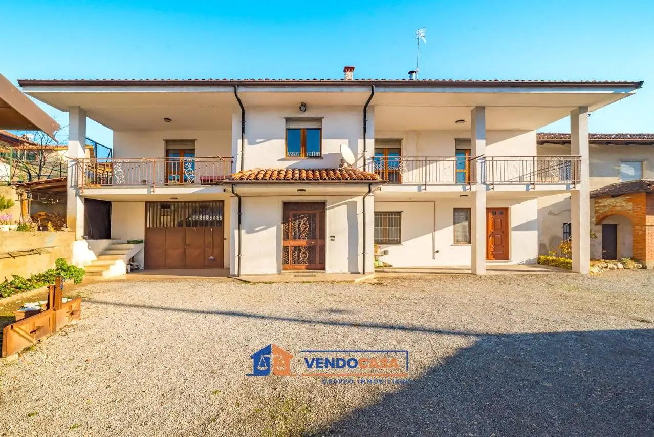 Villa in vendita a Busca