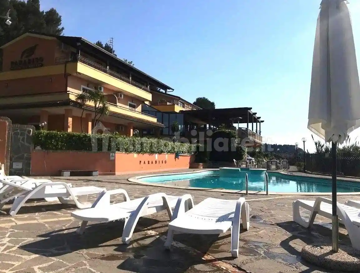 Palazzo - Edificio in Vendita - foto 2