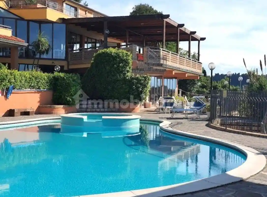 Palazzo - Edificio in Vendita - foto 5