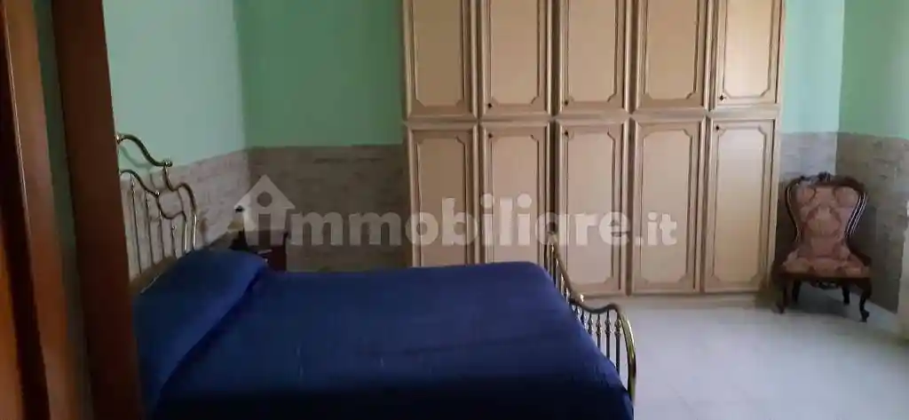 Trilocale via Repubblica Ceca 10, Tufolo, Farina, Crotone - foto 5