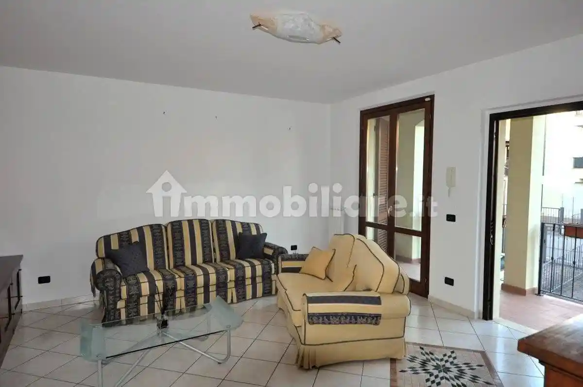 Appartamento in vendita a Bucine