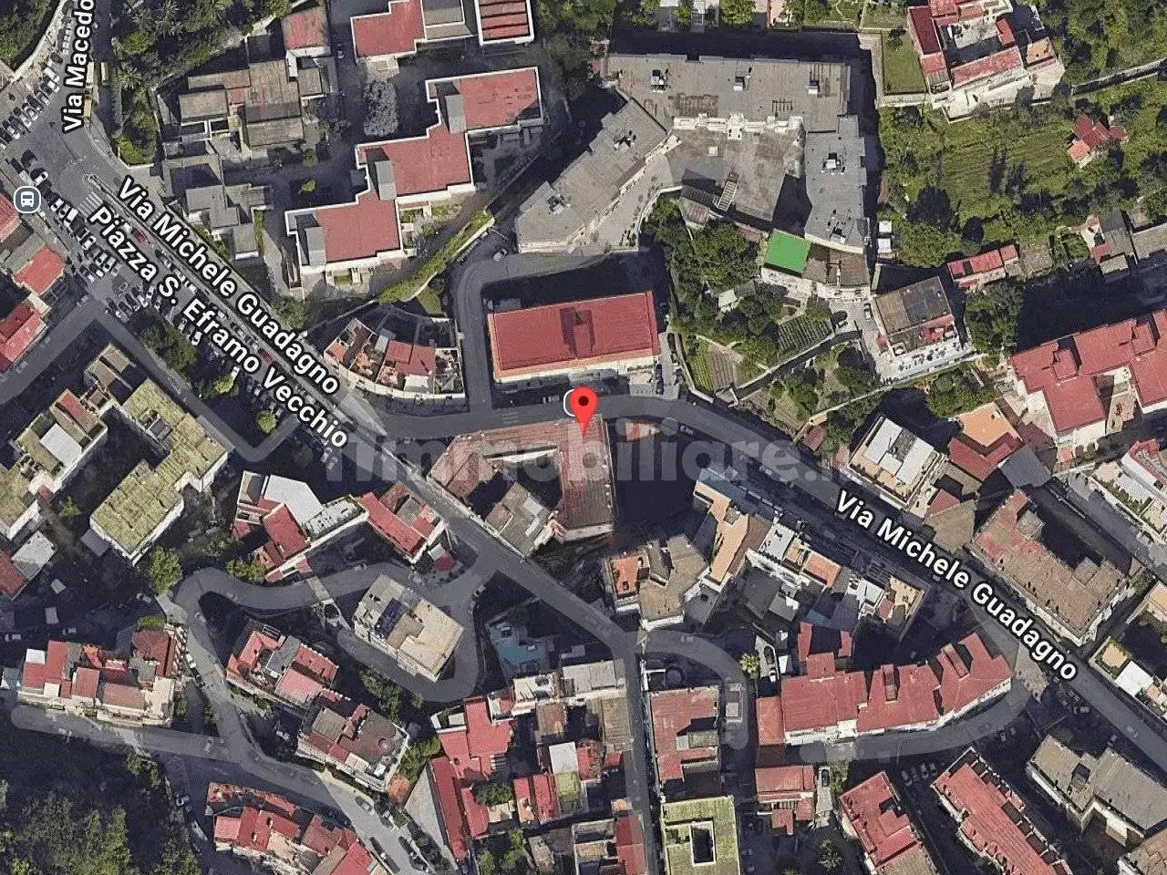 Appartamento in vendita a Napoli