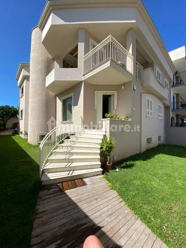 Villa in affitto a Casoria