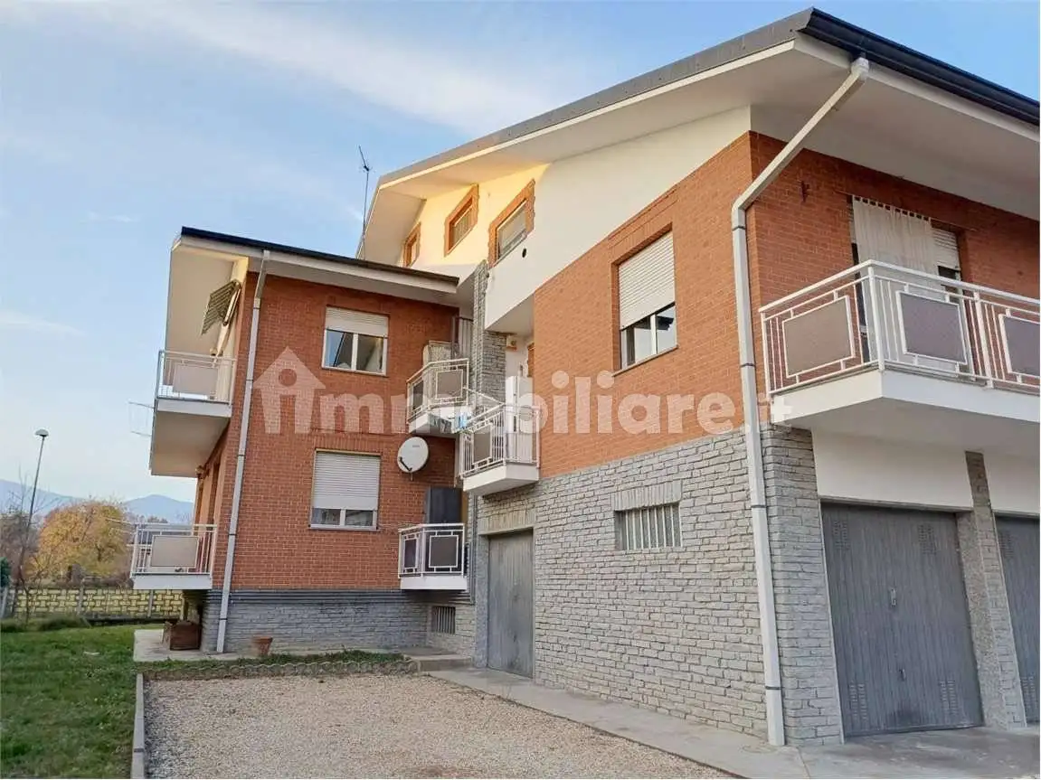 Appartamento in vendita a Robassomero