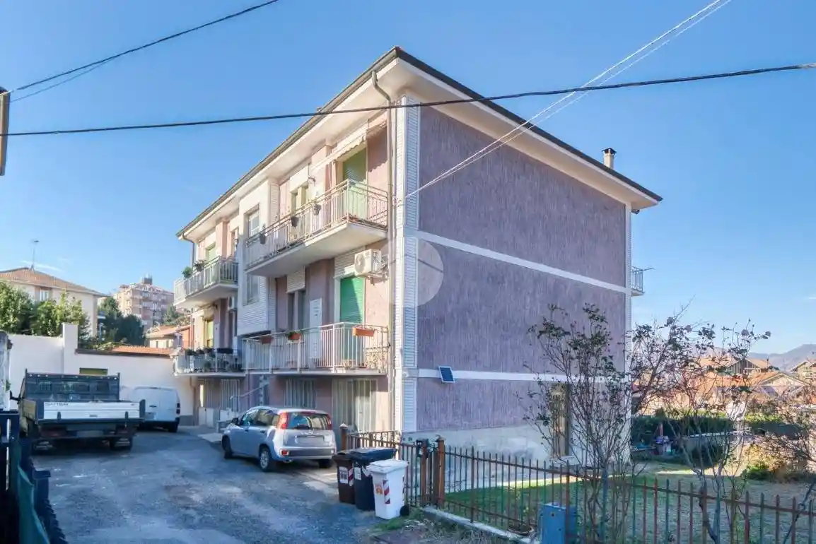 Trilocale via frejus 5, Borgo Nuovo - Castello, Rivoli - foto 2