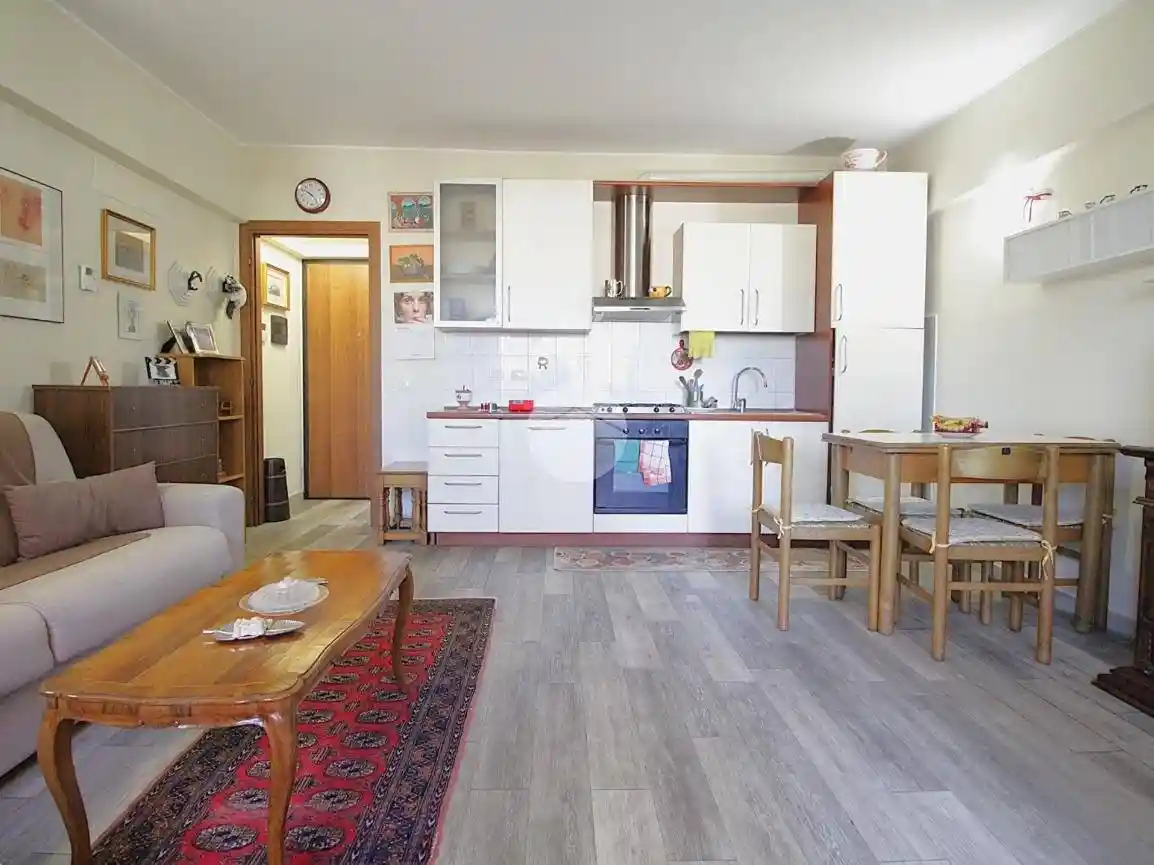 Monolocale viale Carlo Espinasse 110, Certosa, Milano - foto 2