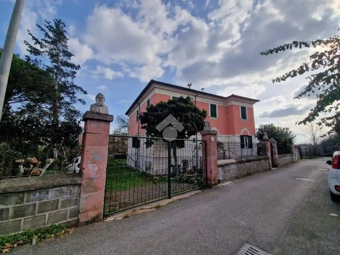 Trilocale via dell'Acqua Felice 55, Arco di Travertino, Roma - foto 3