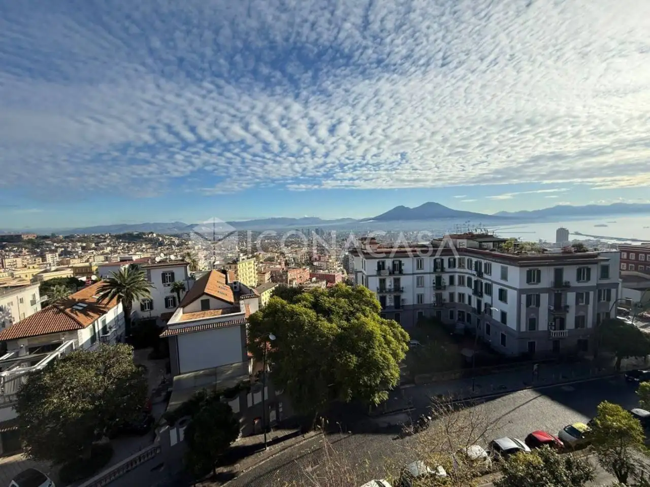Appartamento in vendita a Napoli
