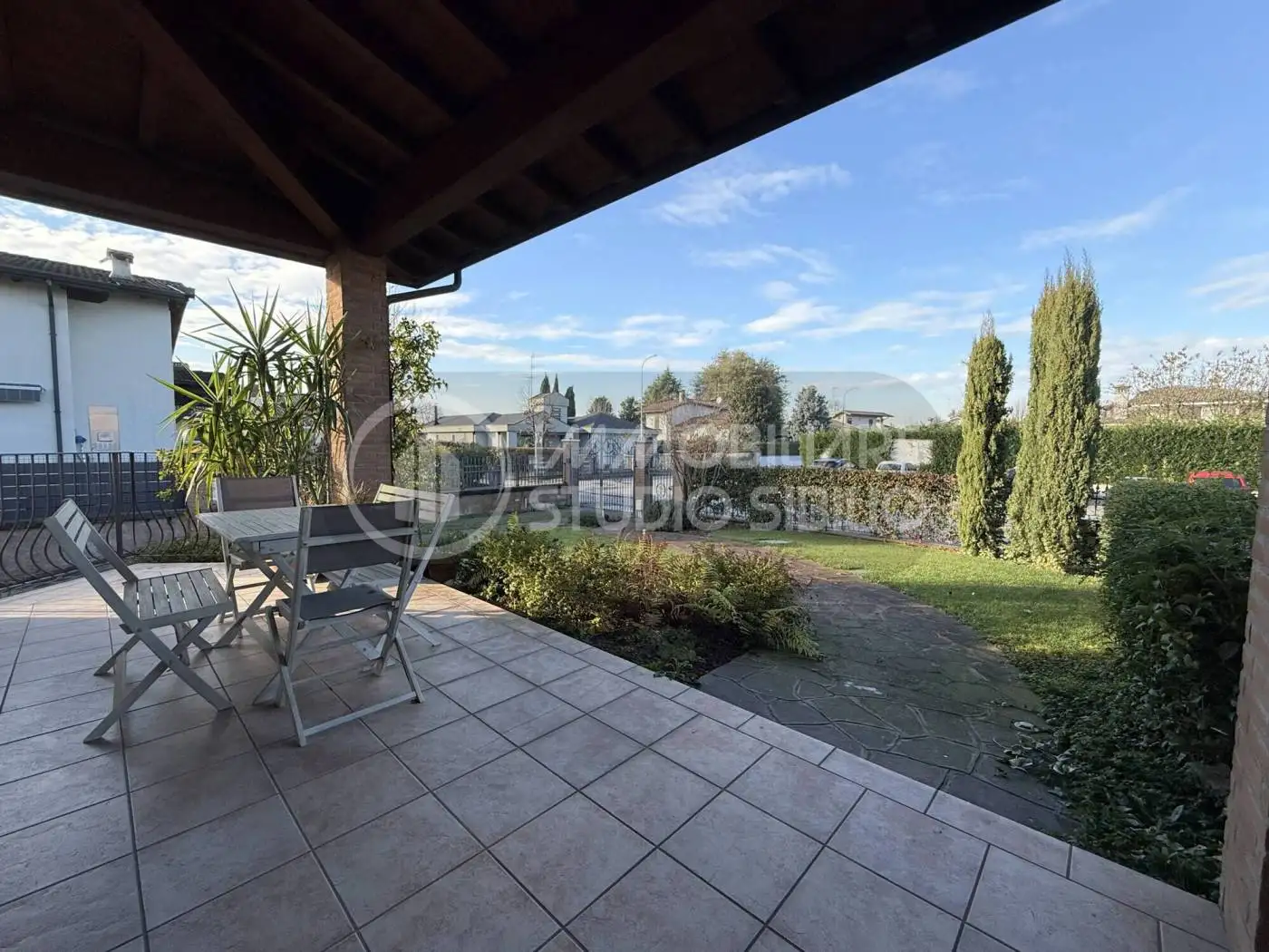 Villa in vendita a Rodigo